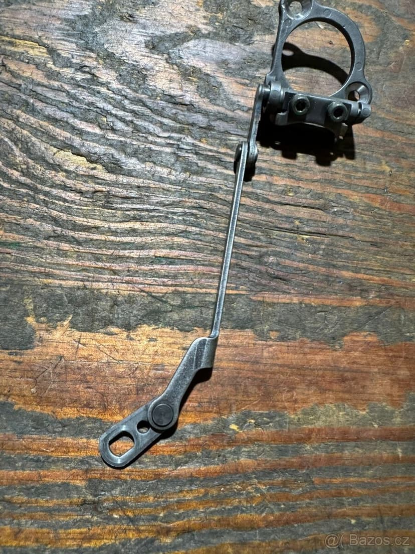 mechanismus výfukového ventilu zdvihátko válce suzuki rm 125