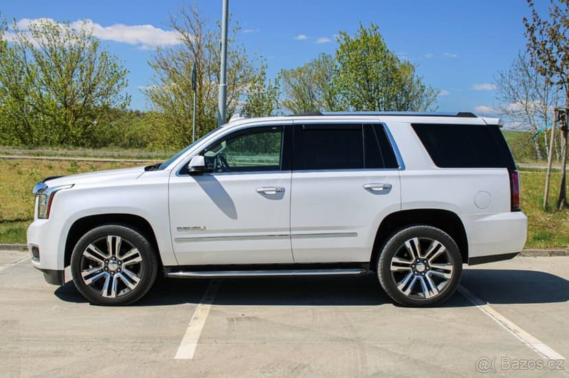 GMC Yukon Denali 6.2 V8