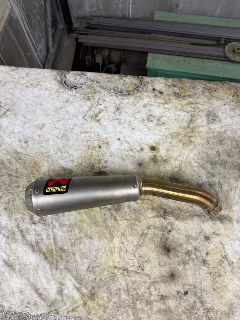 Akrapovič výfuk