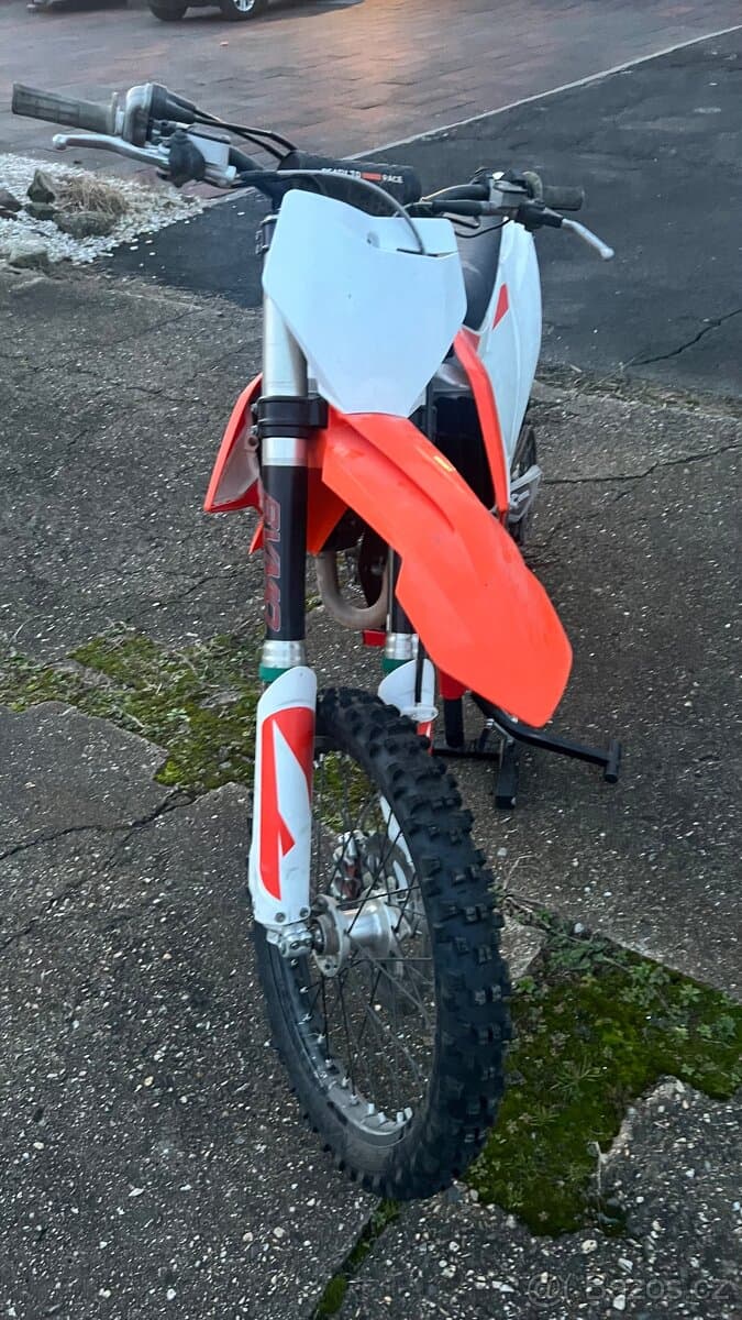 KTM SX‑F 250, r.v. 2019 – 122 mth