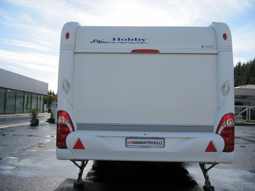Prodám karavan Hobby 560 kmfe,r.v.2010 + mover,klima,markýza