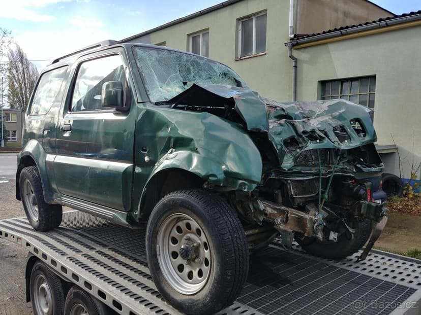 Suzuki Jimny - náhradní díly - vrakoviště - Slaný