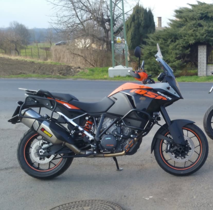 KTM ADVENTURE 1050 TOP STAV - DOPLŇKY