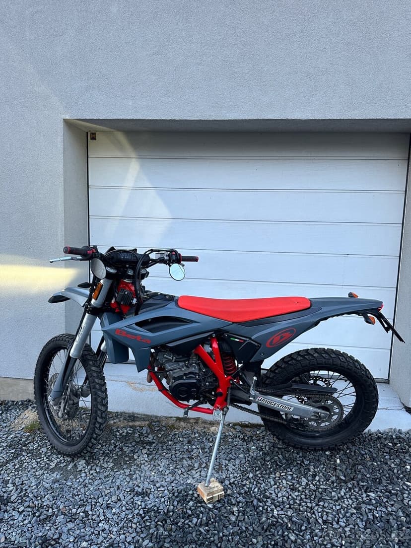 Beta RR 125 LC