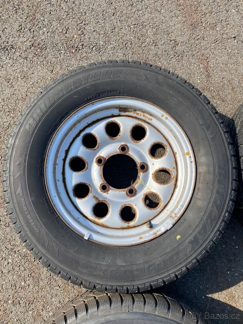 Prodej kompletních kol Suzuki Jimny