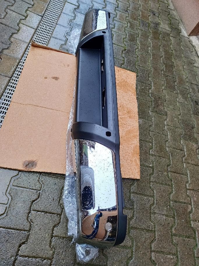 Chladiče,nárazník Nissan Navara D23 NP300 Renault Alaskan