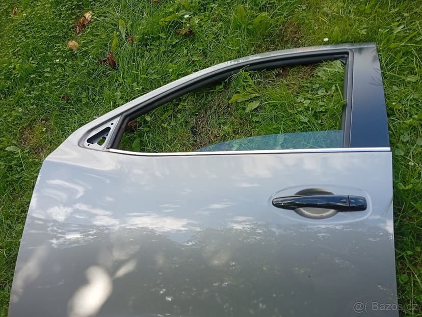 NISSAN NAVARA D23 DVEŘE LEVÉ Z RV 2021 PĚKNÉ L.P. A L.Z.