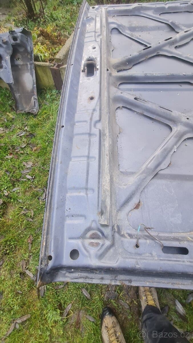 Toyota land cruiser lj 70,73