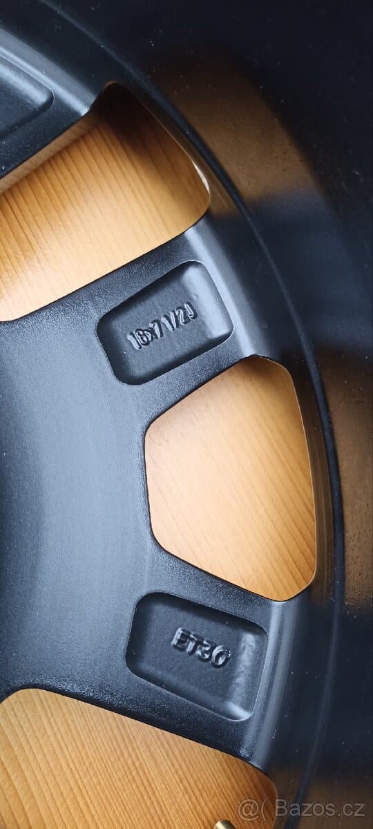 Alu kola Toyota Hilux R18