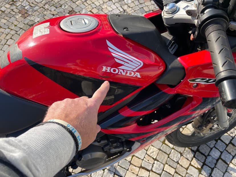 Honda CBR 125  R - rok 2006