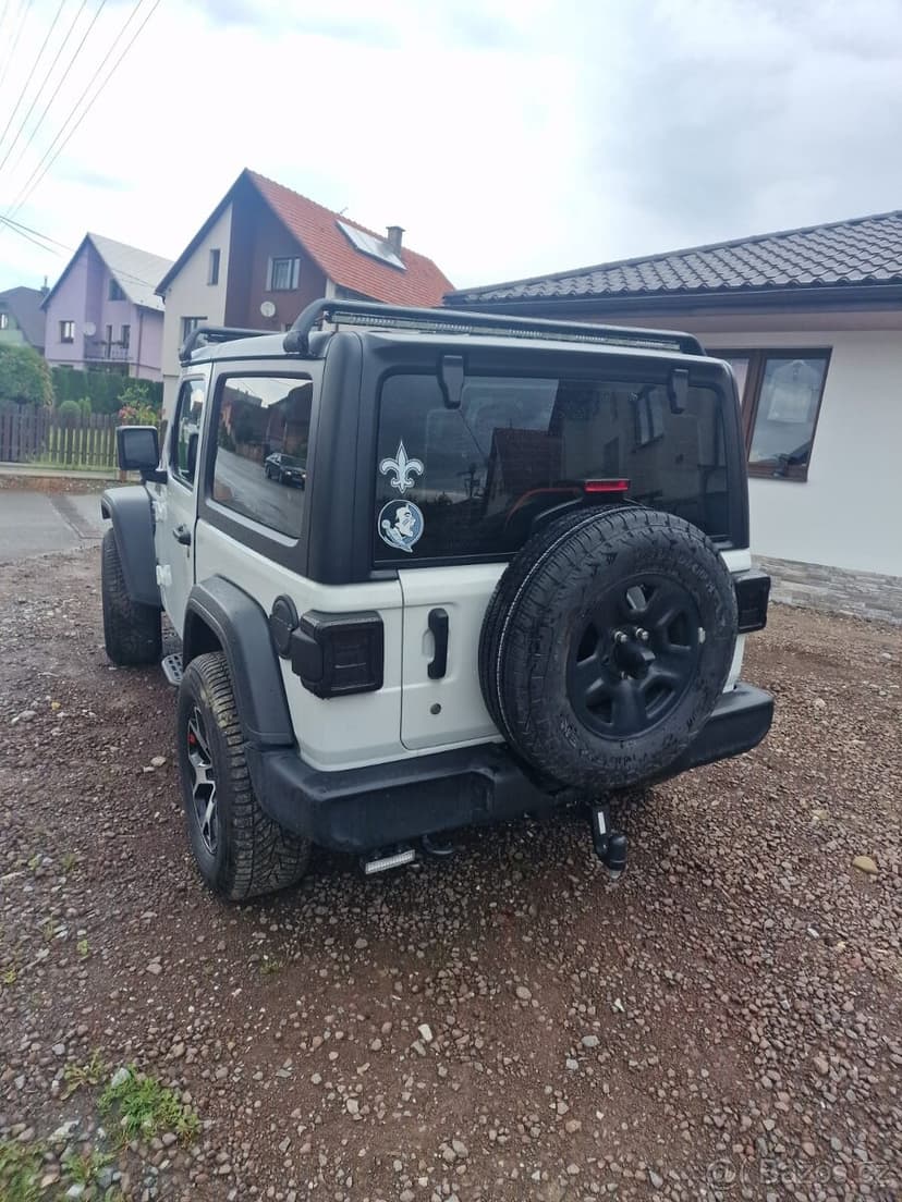 Predam Jeep Wrangler Sport 2024