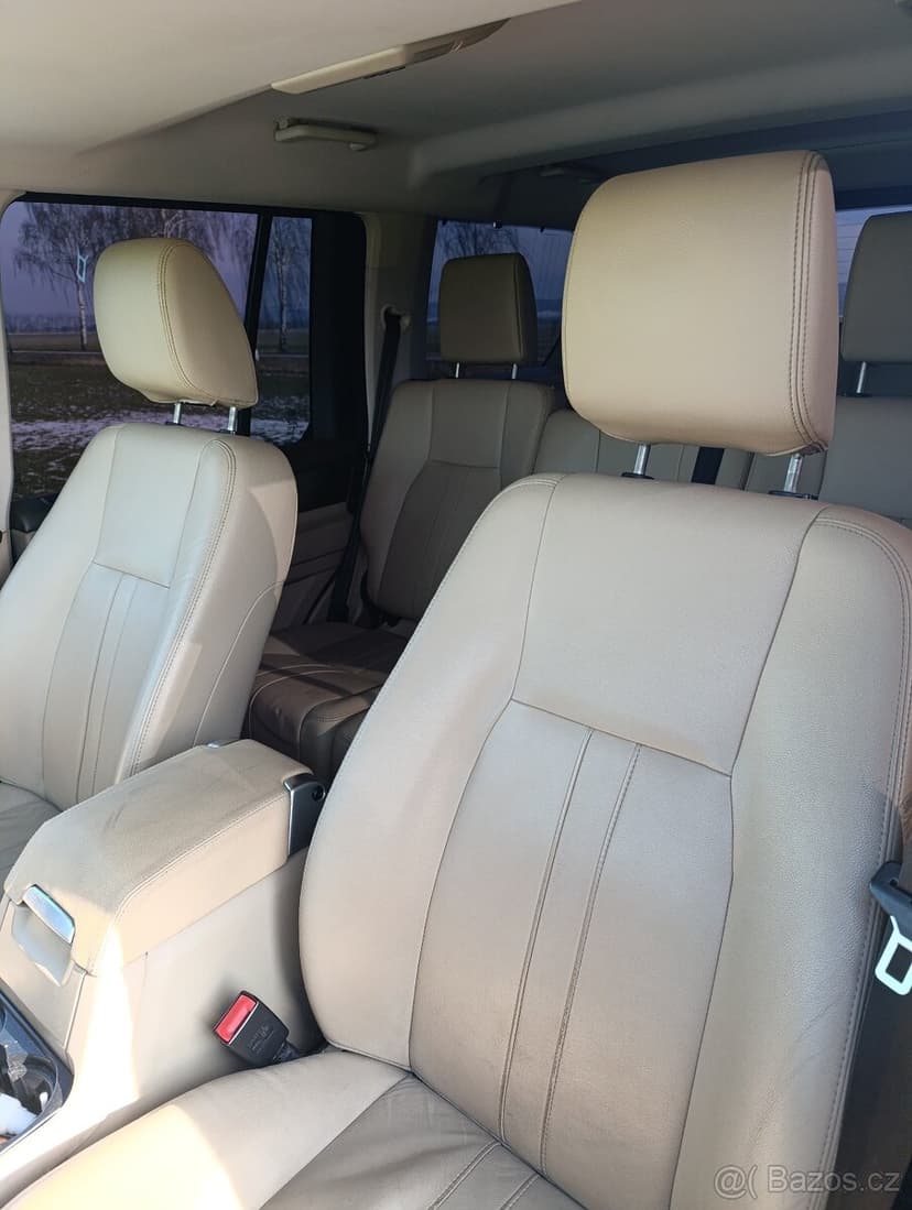 Land Rover Discovery 4