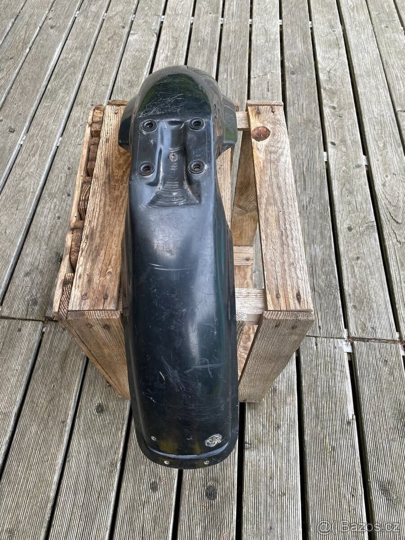 YAMAHA DT 125 originál zadní blatník