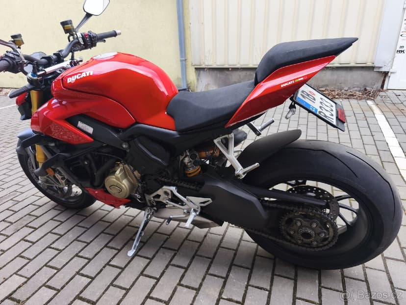 Ducati Streetfighter V4S