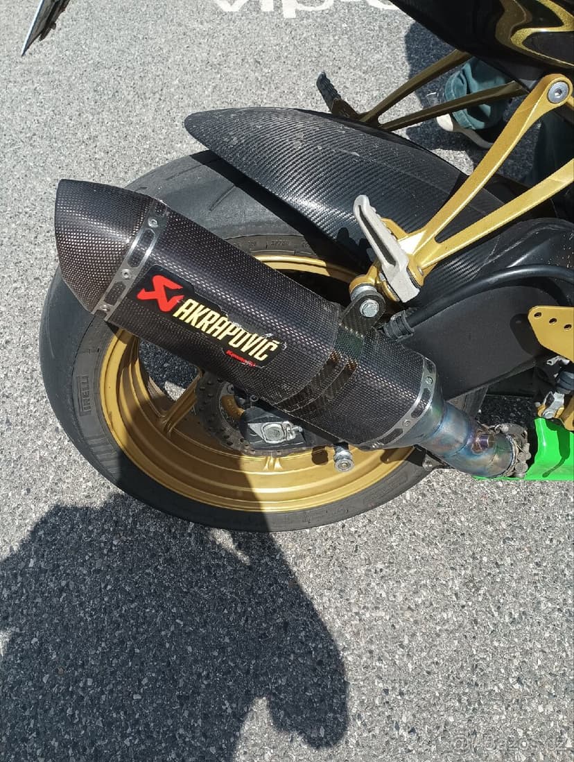 Kawasaki Ninja zx 10 r