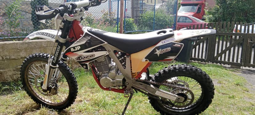 AJP PR4 enduro extreme