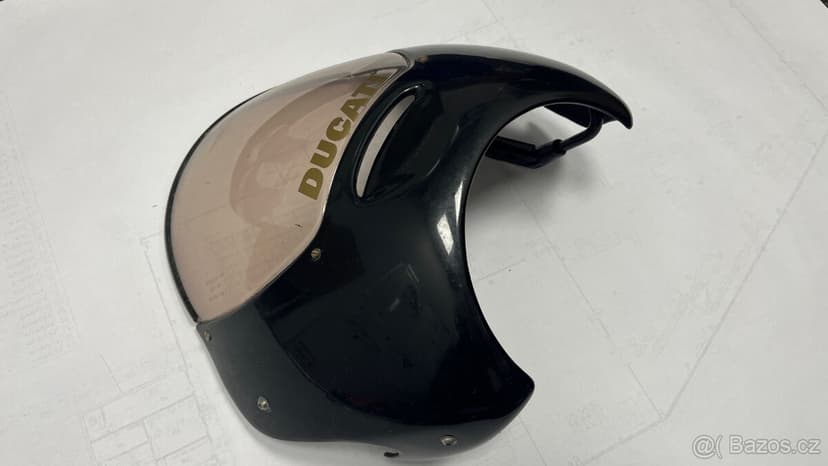 DUCATI Monster štítek a krovka, drobnosti