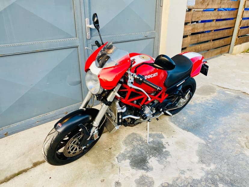Ducati Monster S4R, možnost splátek a protiúčtu