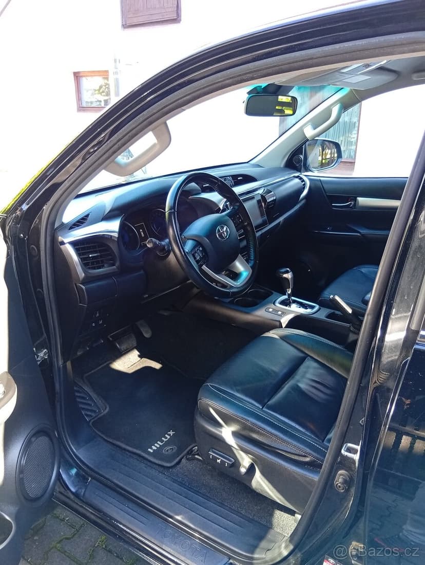 Hilux Executive 2.4 d