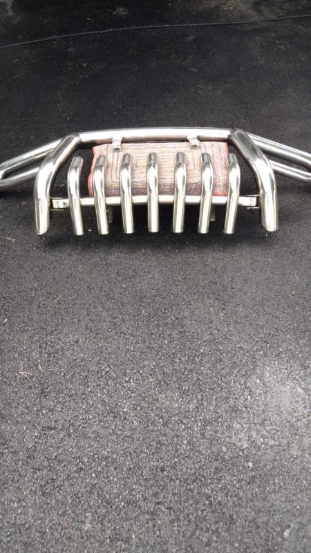 PŘEDNÍ RÁM NA AUTO