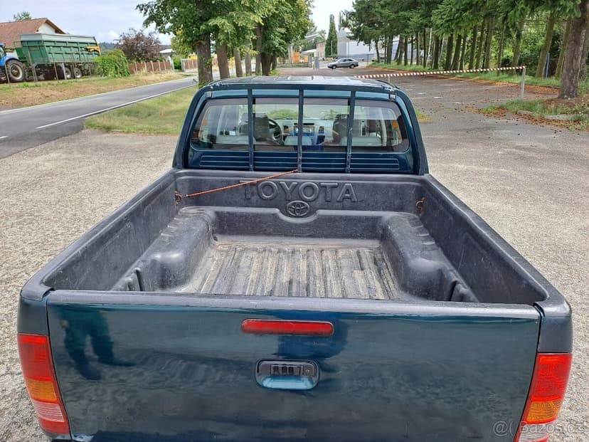 Toyota HILUX 2,5 88 kW