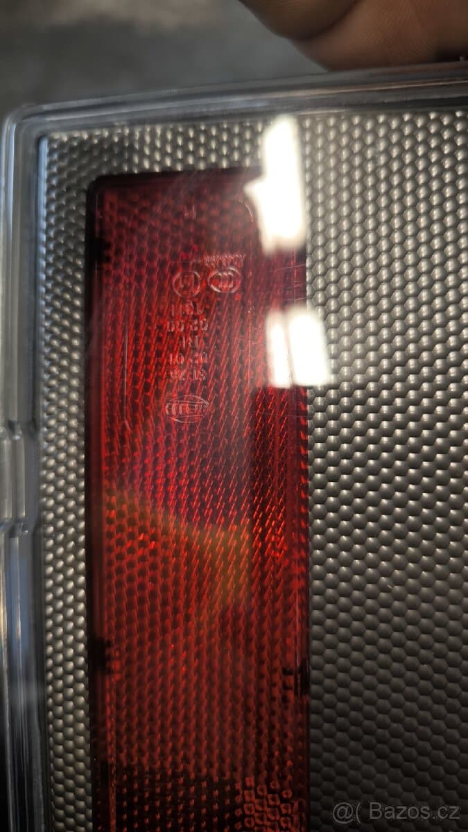 Zadní světlomet Range Rover L322 - nový