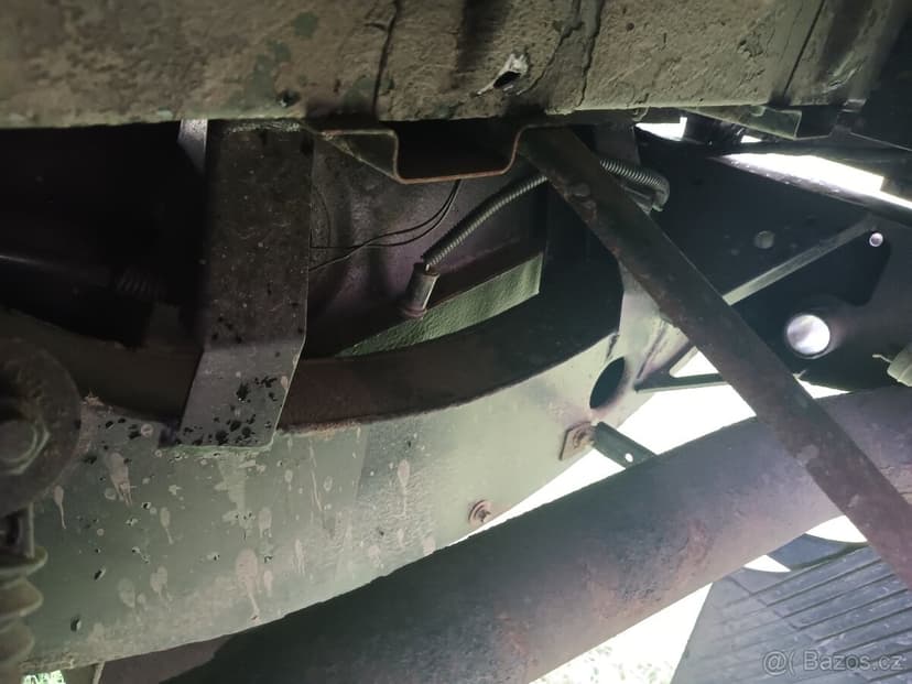 Land Rover Defender 300 TDI 110. Sleva