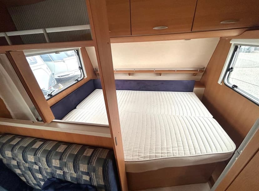 Karavan Knaus Sport 500 QDK, PALANDY, MOVER, PODLAHOVÉ TOPEN