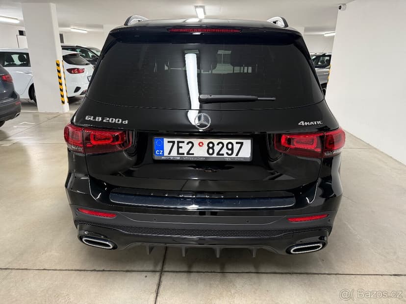 Mercedes-Benz GLB,  200d 4MATIC AMG Line | Night