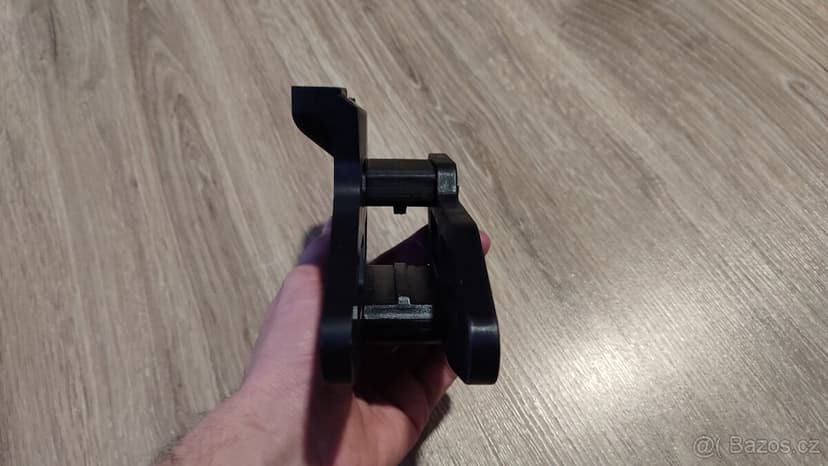 Tenere 700 vodítko řetězu