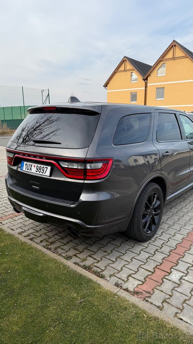 DODGE DURANGO 5.7 R/T / 6 míst / 118.000km AKCE Sleva