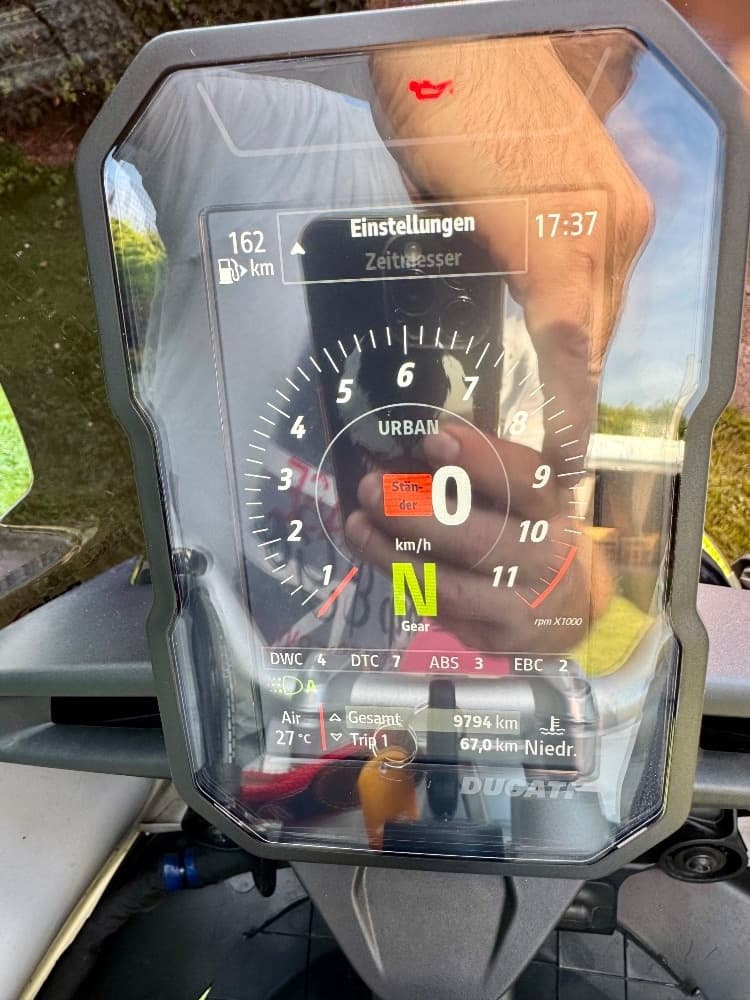 Ducati Desert X 1.maj. 10tKm