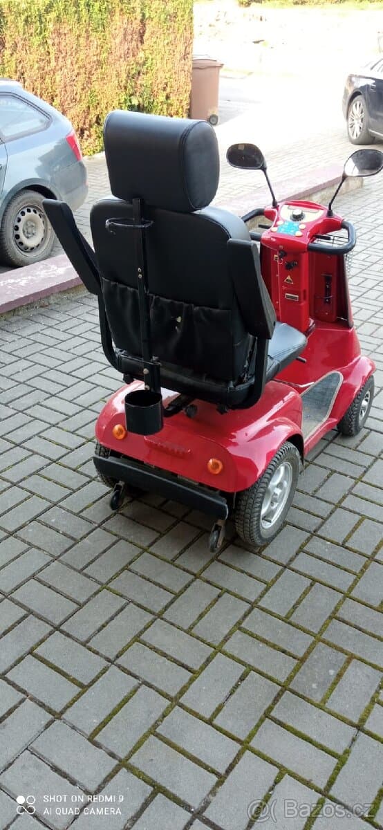 Prodám Elektrický invalidní vozík Selvo 4800 pro seniory
