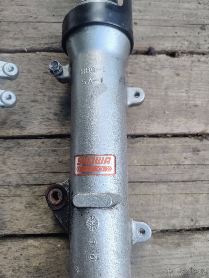 Honda VFR 800 tlumiče SHOWA