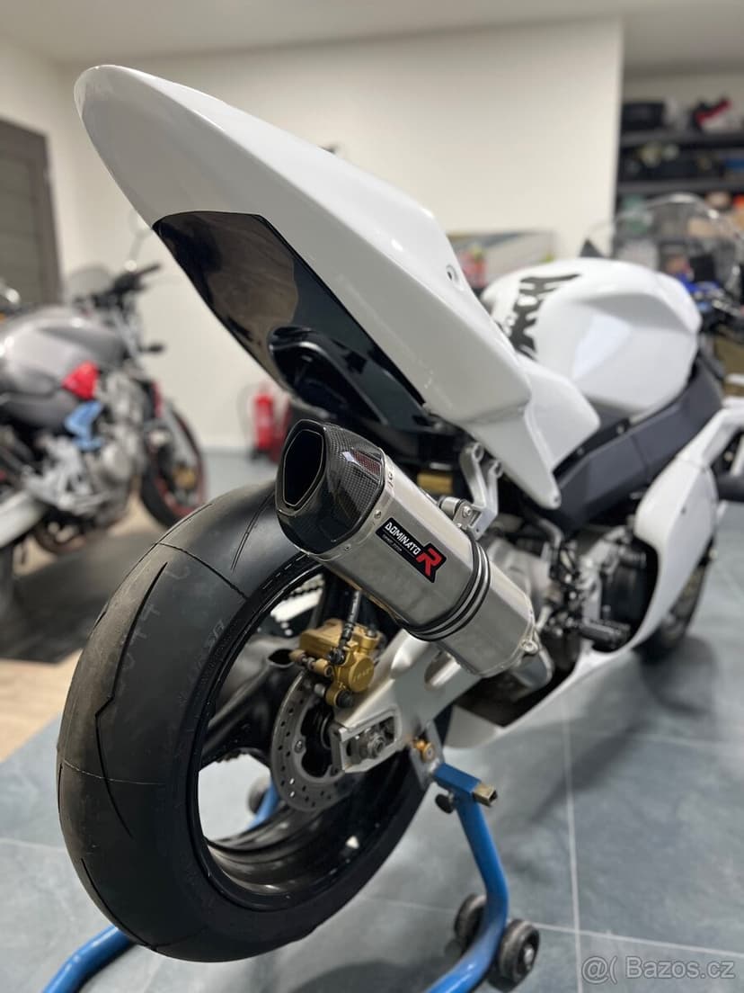 Honda CBR 954RR Fireblade 2003