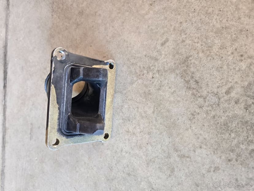 Přiruba 38mm Husqvarna 125