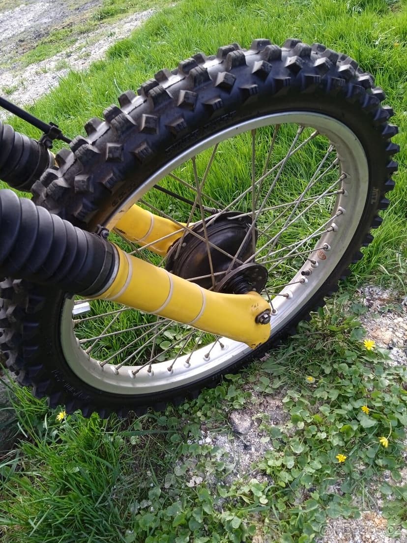 Yamaha YZ 125 typ D (Motocross) +ND