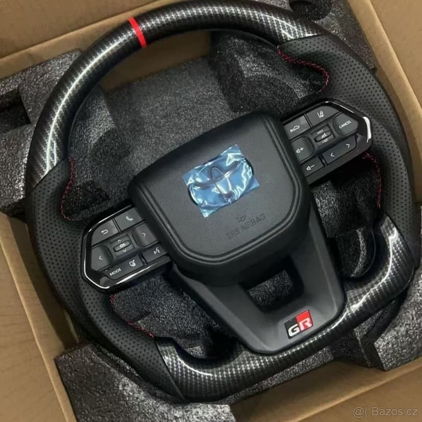 Sportovní volant Toyota GR – kůže / karbon – 2003–2026