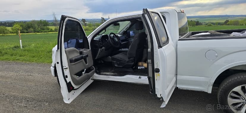 Ford F150 4x4 2.7 EcoBoost. Rok 2017