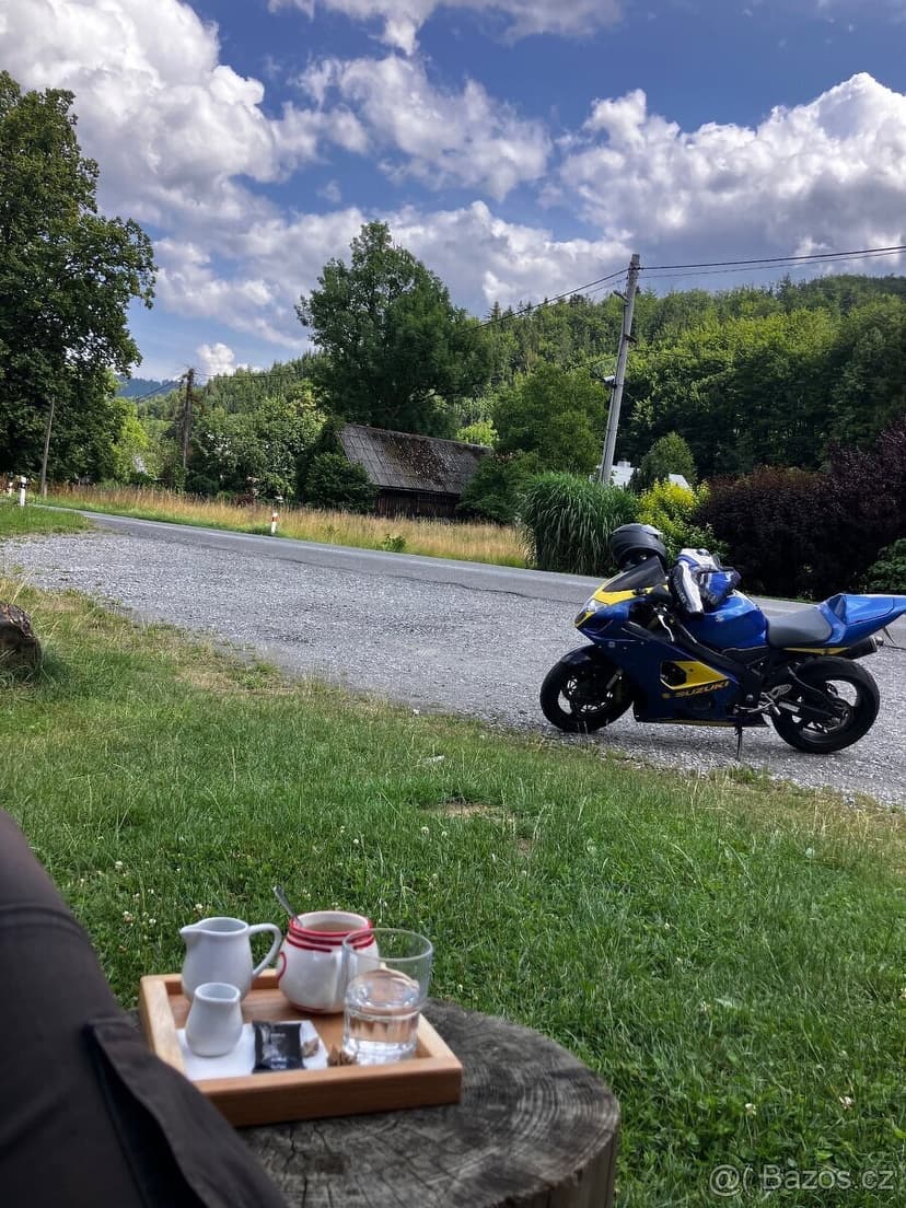 Suzuki GSXR 600 K5 - POUZE 17 000 KM