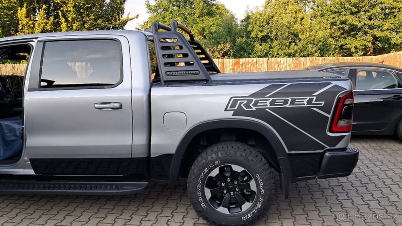 Originál rám ma korbu Dodge Ram 1500 a kryt korby