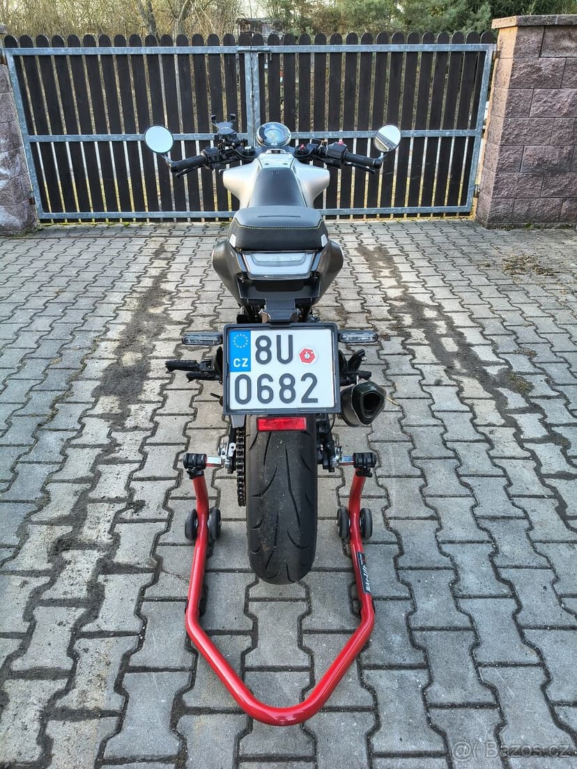 Husqvarna Vitpilen 401