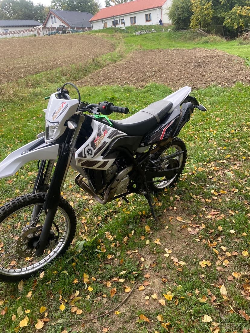 Yamaha wr 125r
