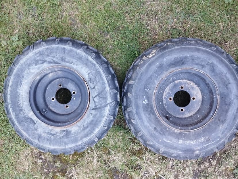 Prodám kola na čtyřkolku 150