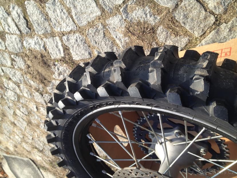 Yamaha YZF 250-zadní kolo