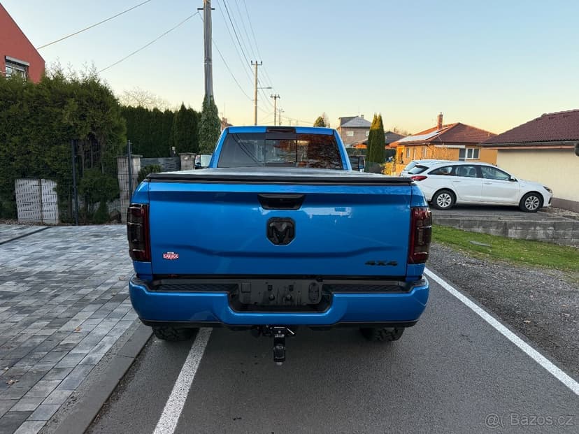 DODGE RAM 2500 SINGLE CAB LPG DPH HEMI