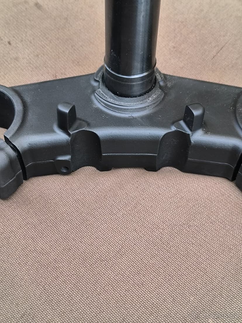 Aprilia Tuono V4 1100