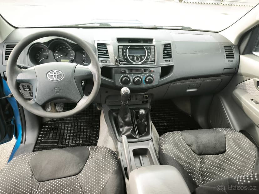 TOYOTA HILUX 4x4 (možnost odpočtu DPH)