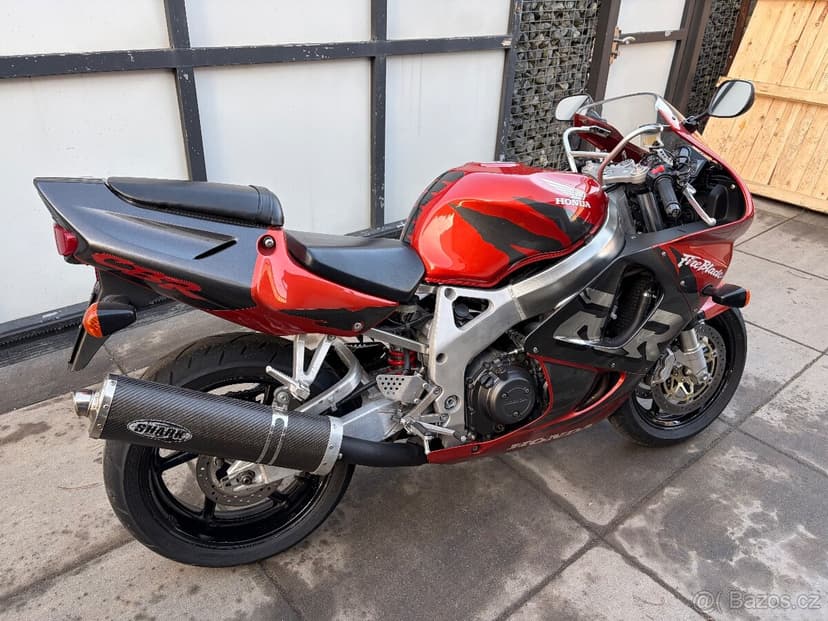 Honda CBR900RR Fireblade SC33 1998