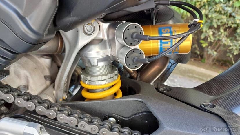 Prodám DUCATI STREETFIGHTER V4 SP